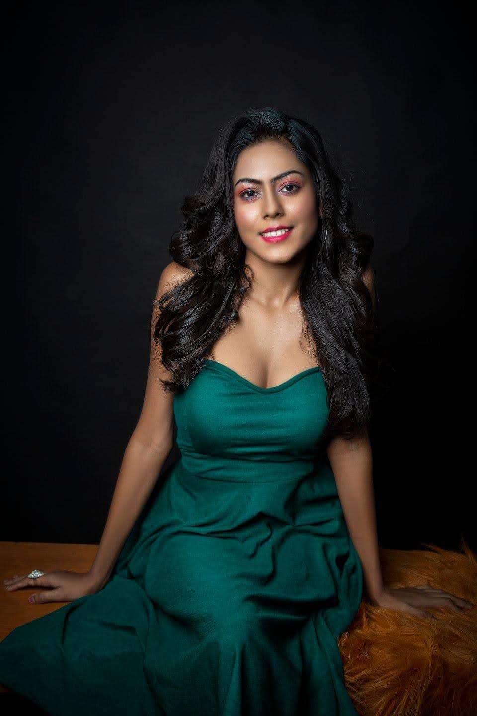 Bhavya Ranchi Escorts
