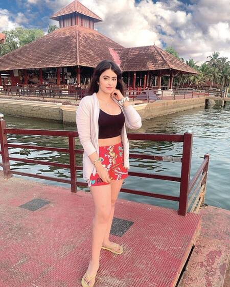 Zoya Ranchi Escorts